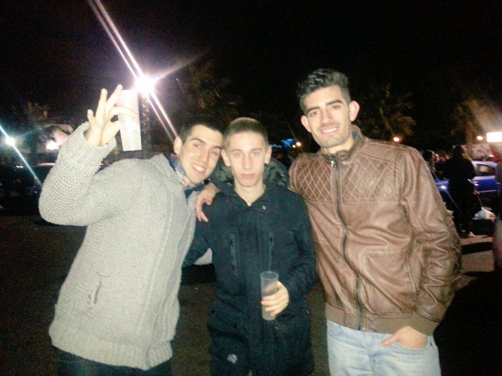 diegopeso's tweet photo. Pedazo fin de semana con los maños @AdriLobera @Marta_lbr !! Un auténtico placer como siempre !! @dmelomunoz http://t.co/cHGhgOd2sJ