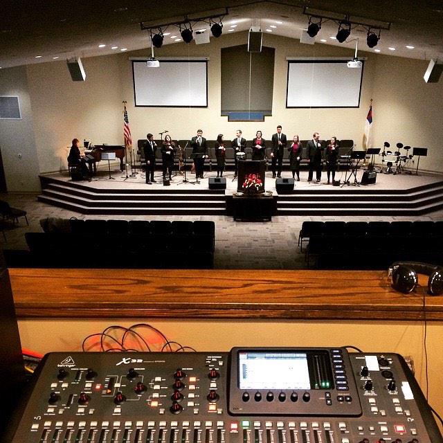 WelchRejoice's tweet photo. Had such a great time singing at Ina Free Will Baptist today! Pray for us as we drive back today #rejoice15 http://t.co/ehu0vTFXjx