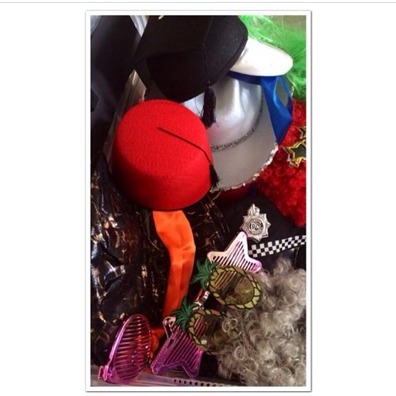 Gray8events_Ent's tweet photo. #Eventure portable #Photobooth w/props, 4 #hire 4 your special occasions. Creating #memories that will last forever! http://t.co/Y9QEHCWjNo