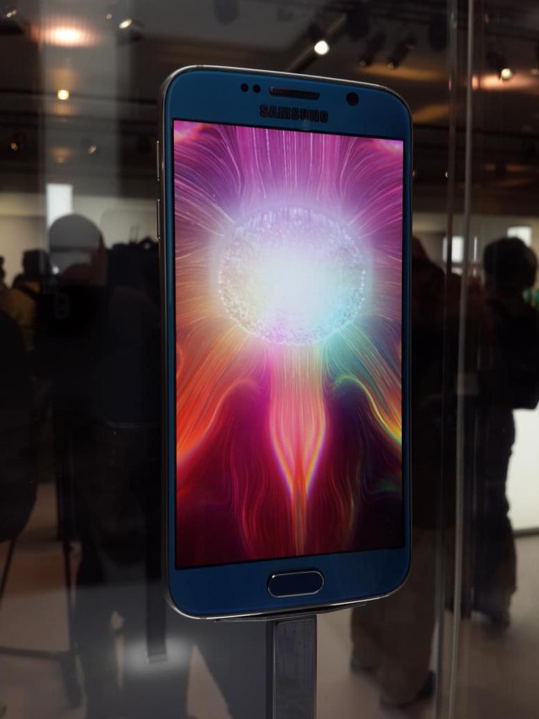 Ria Lirungan (@rialirungan) on Twitter photo The next Galaxy revealed. Welcome Samsung Galaxy S6 & Galaxy S6 Edge. #unpacked #thenextgalaxy <a href="/Samsung_ID/">Samsung Indonesia</a> The next Galaxy revealed. Welcome Samsung Galaxy S6 & Galaxy S6 Edge. #unpacked #thenextgalaxy <a href="/Samsung_ID/">Samsung Indonesia</a>