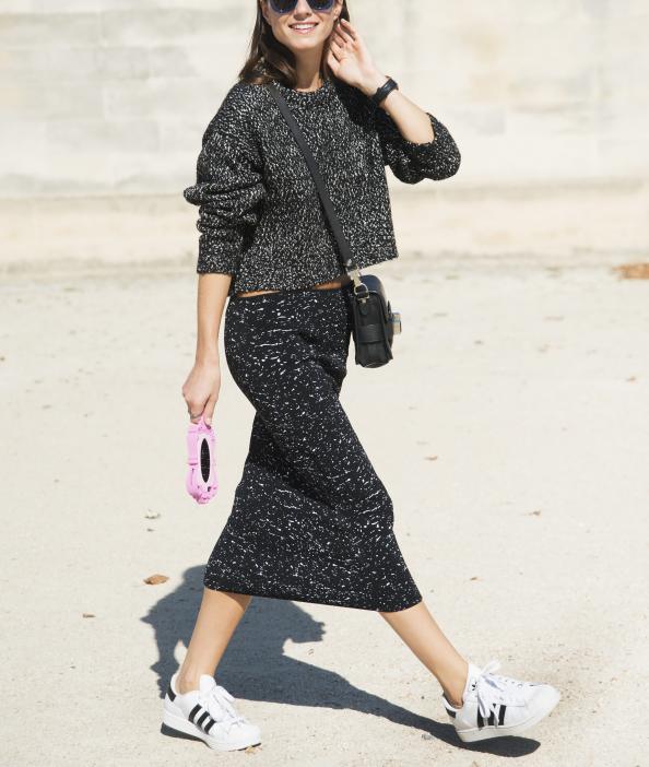 InStyle's tweet photo. 7 surefire ways to pull off sneakers and skirts: http://t.co/YSXkfAeDb4 http://t.co/YxNKmkJj7F