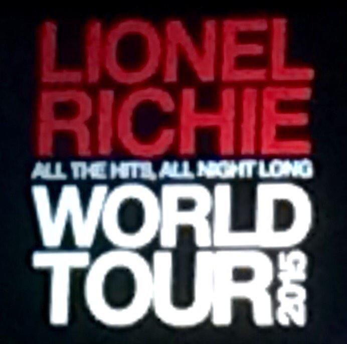 StuartBeesley's tweet image. Great warm up @Eddiemusicuk at @LionelRichie concert @O2