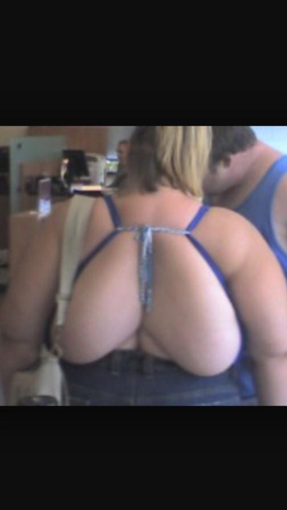GashLiam's tweet photo. #backtits or an exceptionally hairy face? @WPortues http://t.co/b2u6c0bRMA