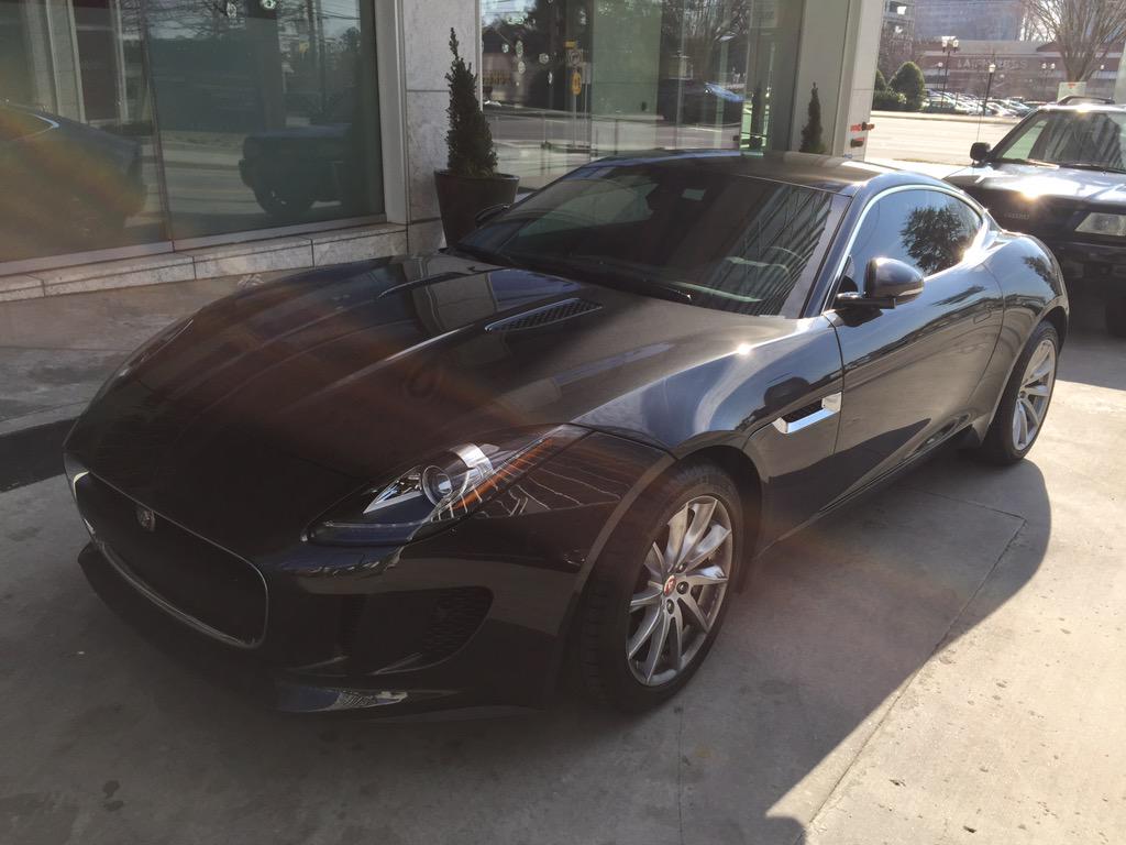 DrJschultz's tweet image. This car &amp;gt; ❤️ #TypeF #Jag