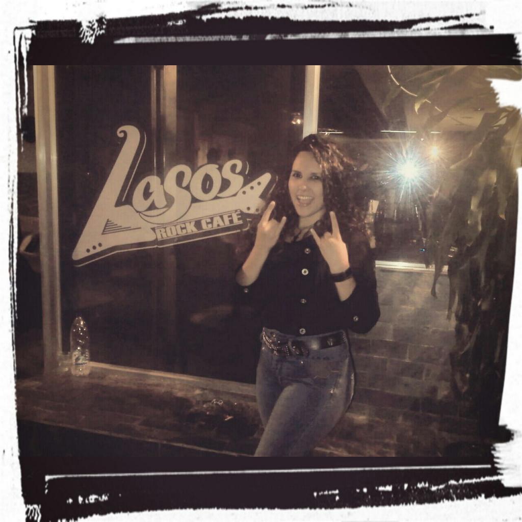 Orionfusmetal's tweet photo. @raimon_k Vacilando una noche de buen rock n roll y soleras bien frías en @lasosrock #bqmto http://t.co/woYxCCoy5c