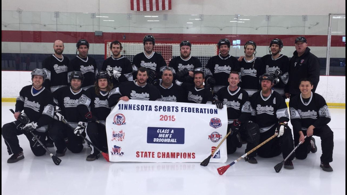 BarriesTavern's tweet photo. 2015 Class A Indoor State CHAMPS!!! #NoKeychains http://t.co/vueHnmzWNO