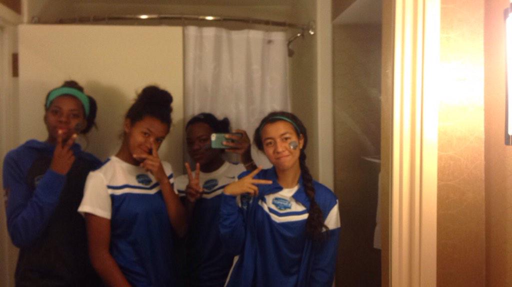 yyyyasminn's tweet photo. Calsouth takes 1st placeππ gonna miss you guys so much #4nette #CalSouth http://t.co/A3xwcZTAPG