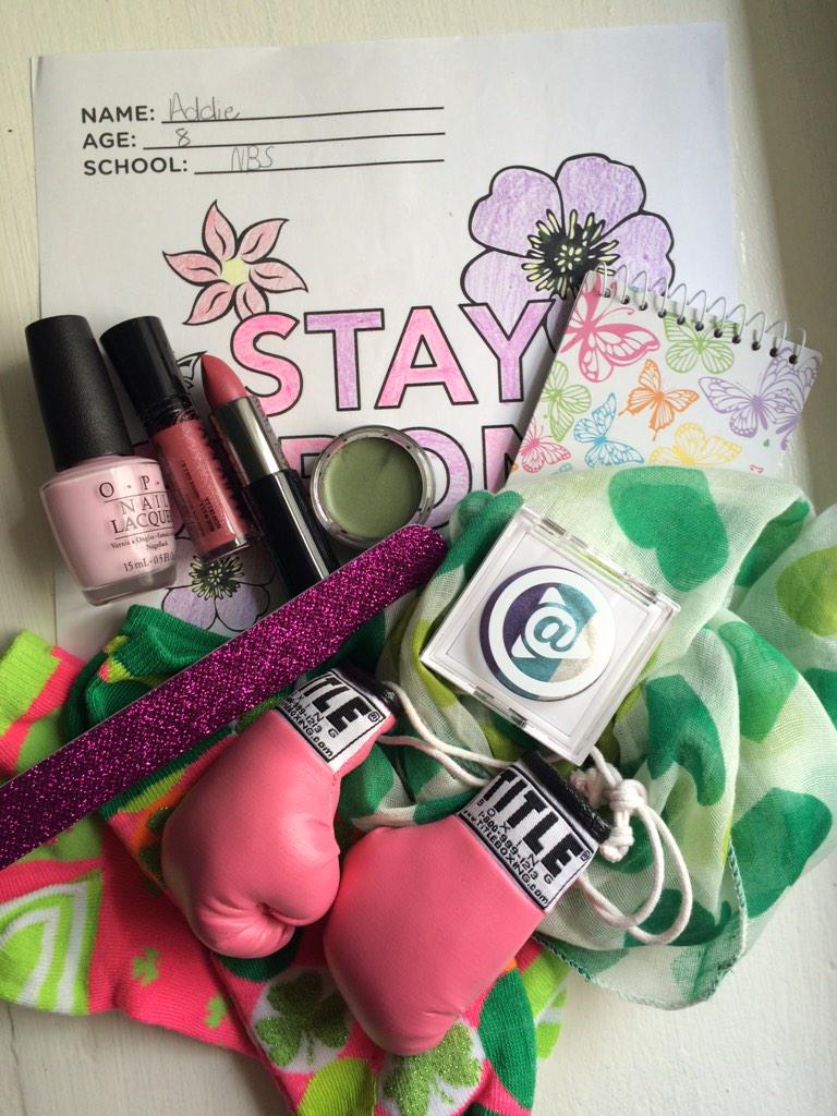 Fighting_Pretty's tweet image. Happy March!! We've got some GREEN #prettypackages coming but don't worry, they still have pink!