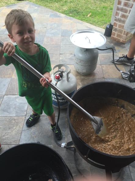 anguzza's tweet image. The newest Funky Meater prepping for @Hogs4TheCause