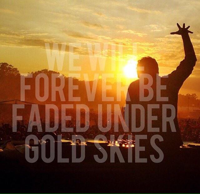 __adamsmithy's tweet photo. Inspiration 💯 @MartinGarrix http://t.co/pbHifqgqVZ