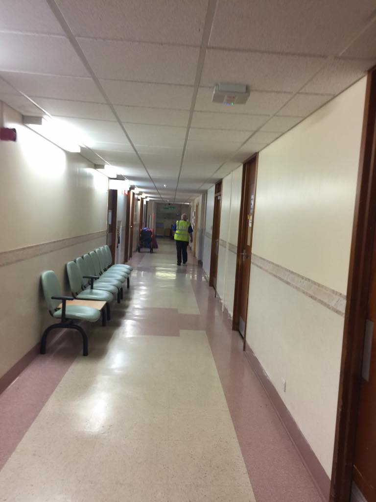 DrSteveDunn's tweet image. High viz on NHS down F7 and F8 #PerfectSystem