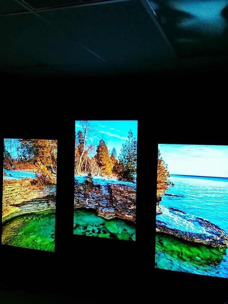 Experimenting with new methods of stage design. TVs offer new possibilities for areas not ideal for projection #AV