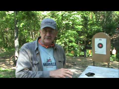 SurvivalJeong's tweet photo. Kahr P380 http://t.co/1rHjnNK7pU #staged http://t.co/v6ktHD98nd