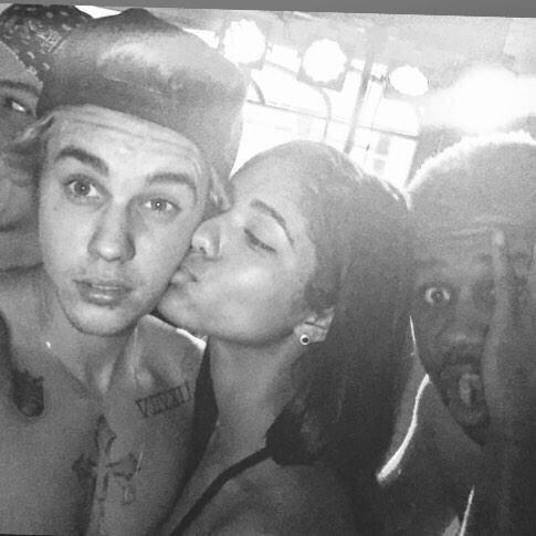 LoganTripper's tweet image. #BdayJustin