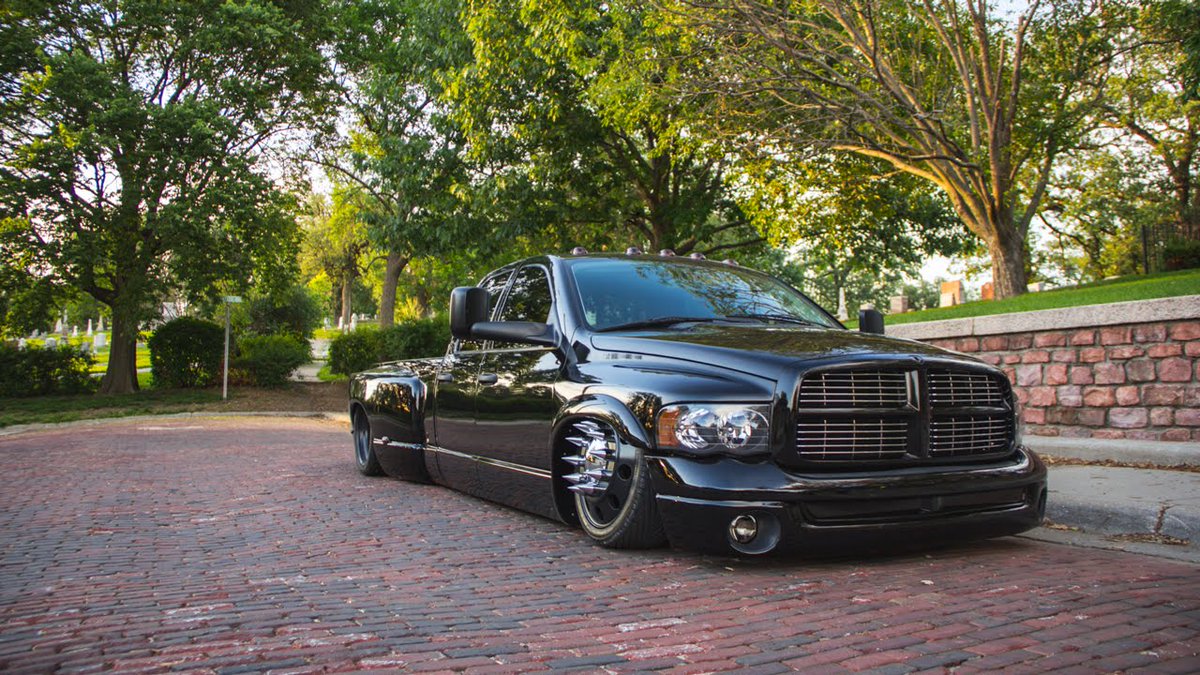 NetCarZone's tweet image. Meet the Black Pearl – a Shining Dodge Ram

Read more: netcarzone.com/meet-black-pea…