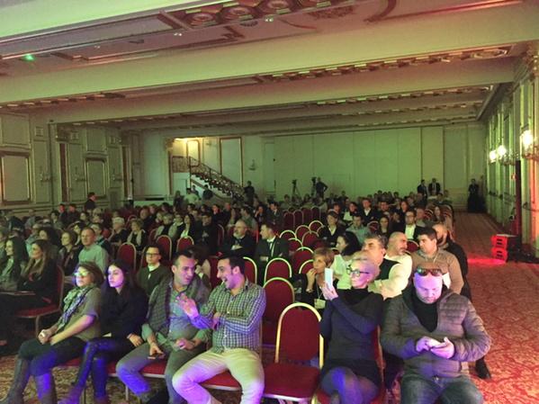 GlobalpescaSpA's tweet photo. I clienti, il pubblico e ospiti di #GPEXH2015 #ThinkFood #cucina e #business. Grazie di esserci http://t.co/LUmnuYPJ0w