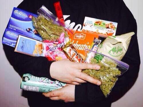 GeniusPothead's tweet photo. Parents: What do you spend your money on?
Me: http://t.co/JEJoBRsbQ8