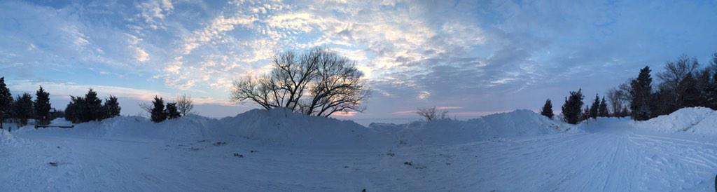 _phos3's tweet photo. Pano shot at @PointPeleeNP. #wx #onstorm #weather #MeteorologicalSpring #42ndParallel http://t.co/sRIdddaXBf
