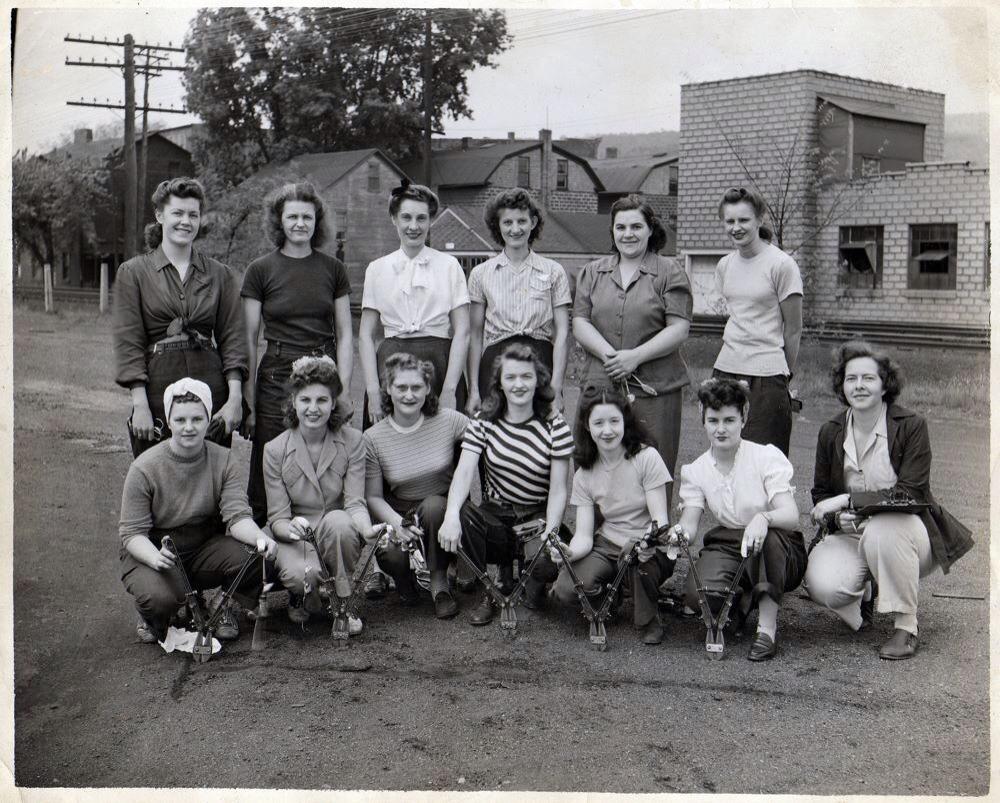 Coal Region Rosie the Riveters: women working the factories during World War II. Their story: m.facebook.com/story.php?stor…