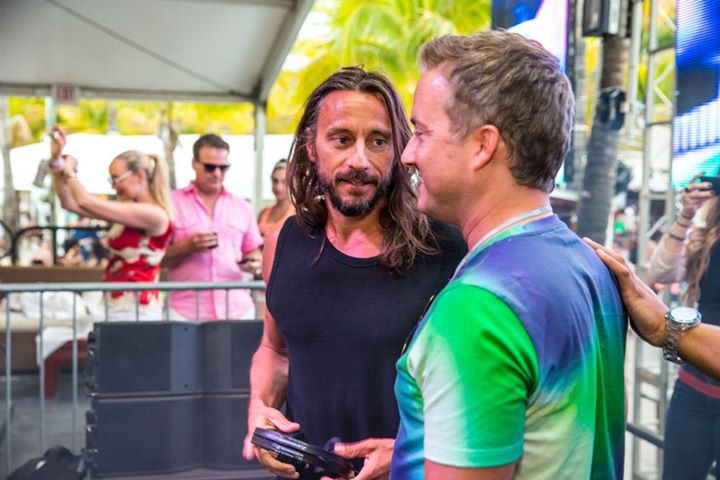 JuicyBeachworld's tweet photo. Pumped to announce @bobsinclar's addition to this year's #JuicyBeach line-up! #MMW #WMC2015 #MIAMI http://t.co/T4P9TngHS5