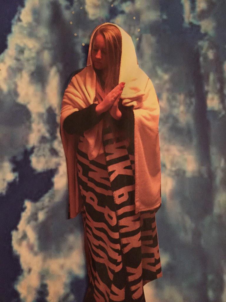 nikkicorbo's tweet photo. When you Virgin Mary af #spanishprojects❤️ #laconcepcióninmaculada @yaboydiegovelázquez http://t.co/2DxlLheULM