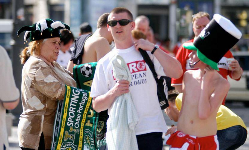 untypicalboro's tweet photo. A Portrait Of The Artist As A Young Man... me "hard at work" in Lisbon. #BackgroundResearch http://t.co/QtSjlhMSDj