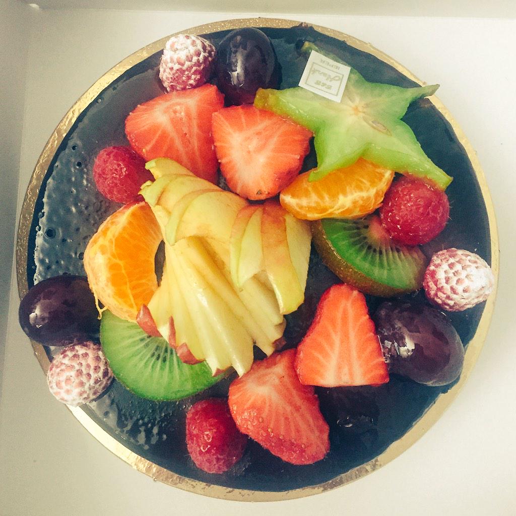 AlfieDeyes's tweet image. Yes I am eating this chocolate cake in bed...