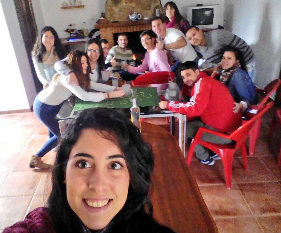 Chochetillas_AL's tweet photo. Finde estupendo de paellada con grandes! http://t.co/8h9YnzcGOr