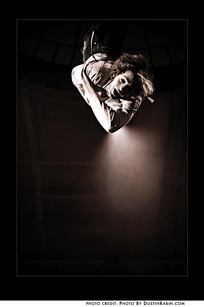 Leslie5612's tweet photo. “@LoyallyYours: Amazing Criss Angel #StraightJacketEscape photos by Dustin Rabin - incredible shots!! http://t.co/Yzk8gURrCt” TY for posting