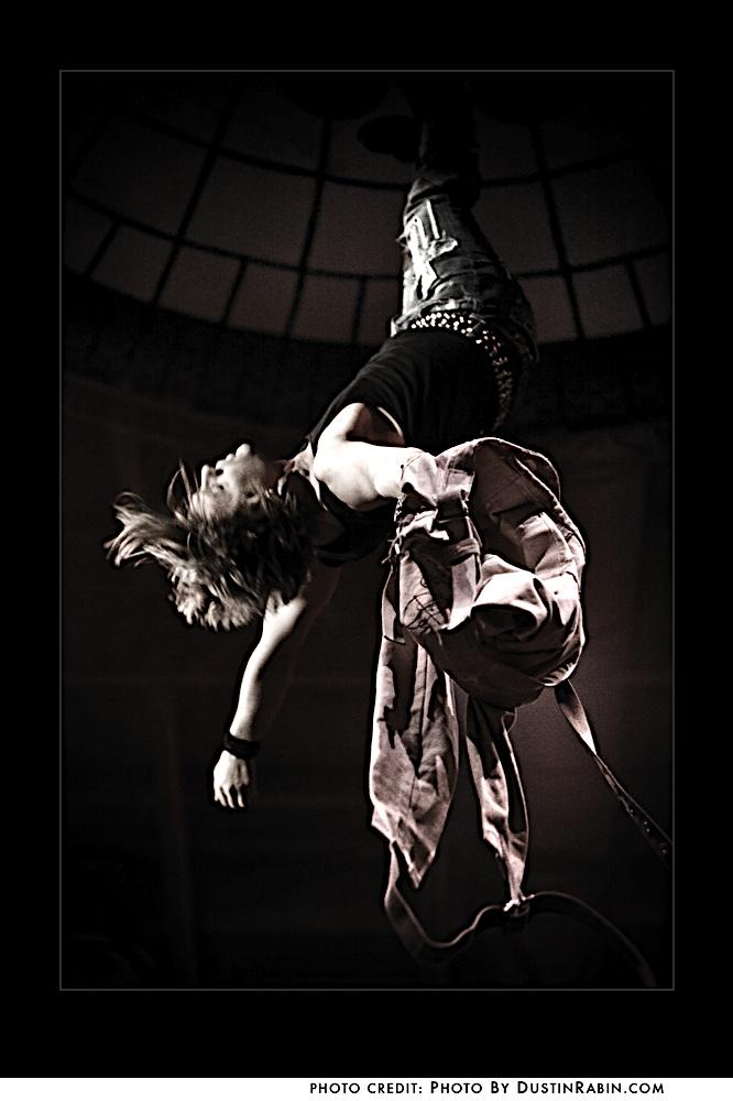 Leslie5612's tweet photo. “@LoyallyYours: Amazing Criss Angel #StraightJacketEscape photos by Dustin Rabin - incredible shots!! http://t.co/Yzk8gURrCt” TY for posting