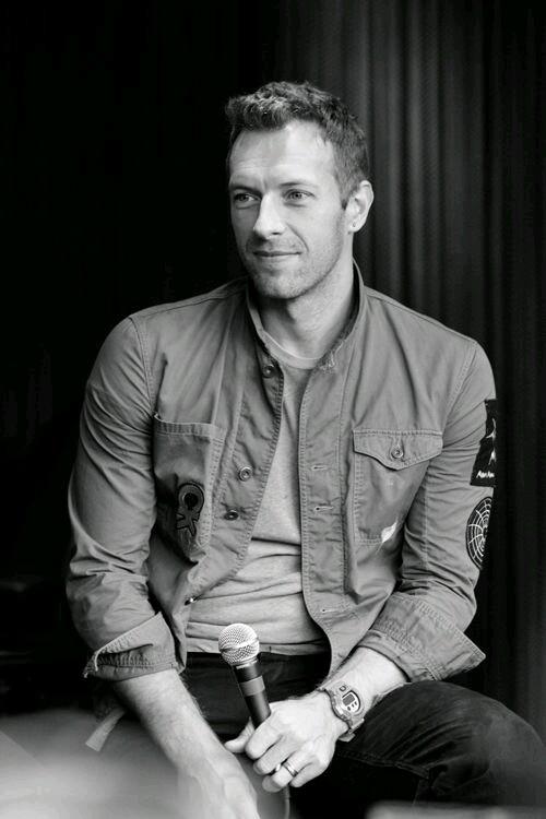 Happy birthday ,Chris Martin gracias por todas las canciones y gracias por tu voz    