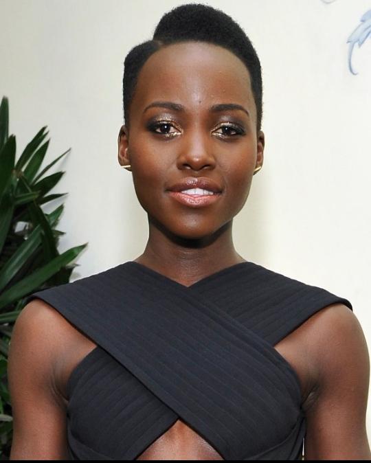 Happy Bday Queen Lupita! Thank u for showing that dark skin has always been in! Keep slaying! 