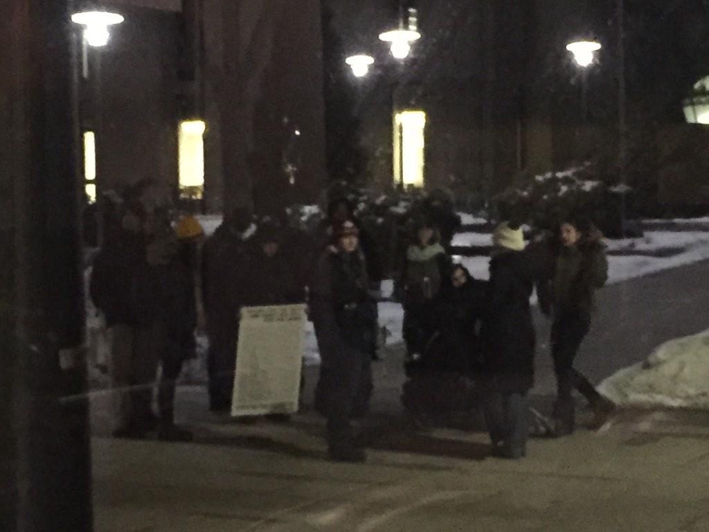 notesoncrazy's tweet photo. Proud and grateful to see people gathering for #DDoM2015 here at UChicago. Wish I had the spoons today to join in. http://t.co/F6apurRS4q