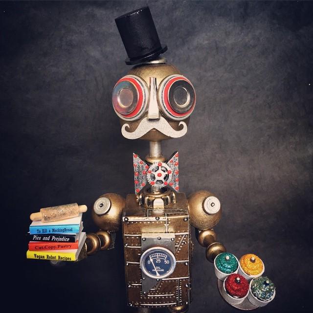 Otherbots's tweet image. Peety Pumpernickel 
#spaceboyrobot #treehousebakery #artlink #artdetour #spaceboy #roboddities #robot #robots #robo…