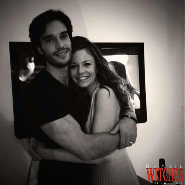 WitcheesBrasil's tweet photo. "Fotógrafo, artista, ser humano extraordinário! ✨"

@rachelboston via Instagram. #RenewWitchesOfEastEnd http://t.co/FEd7fzo1g3