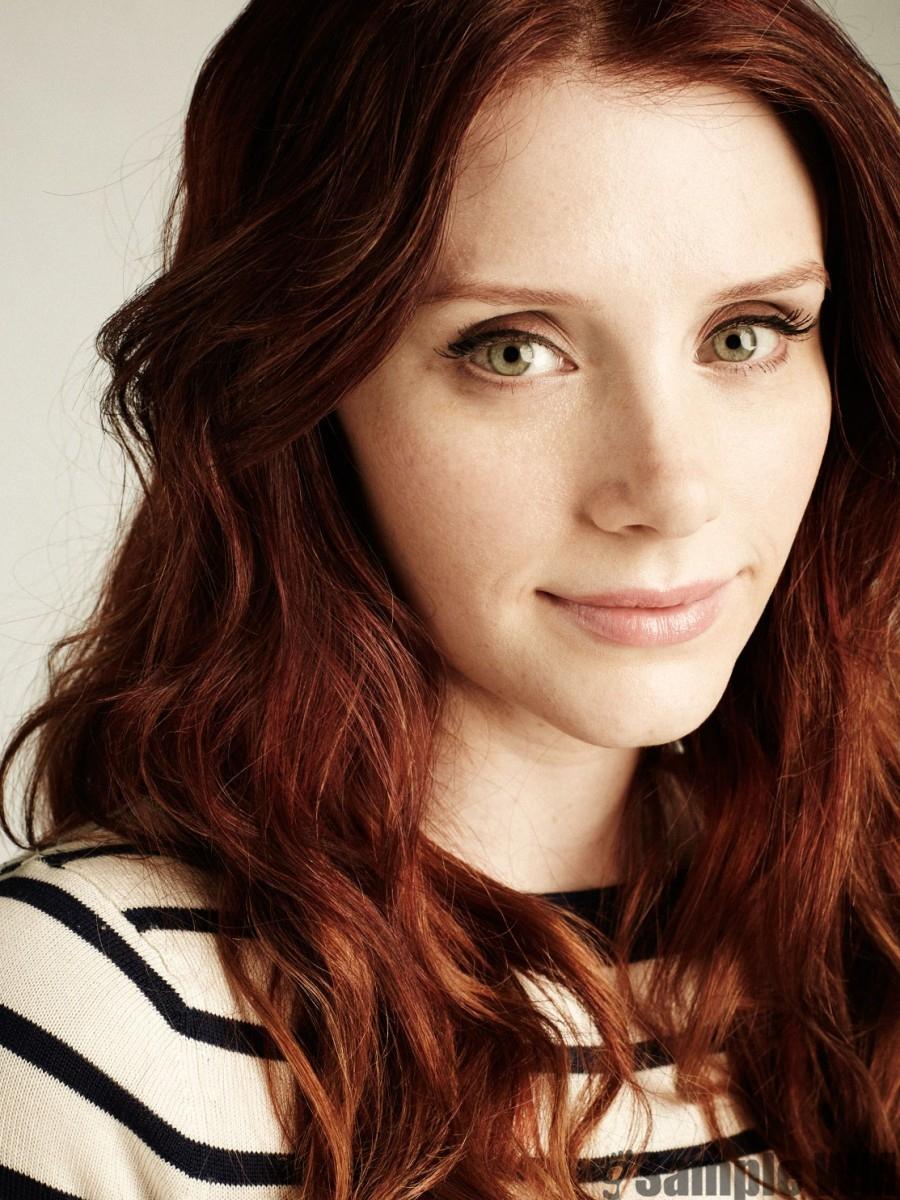 La primera cumpleañera de hoy es  Bryce Dallas Howard que cumple 34 años.
Muchas felicidades. Happy birthday Bryce 