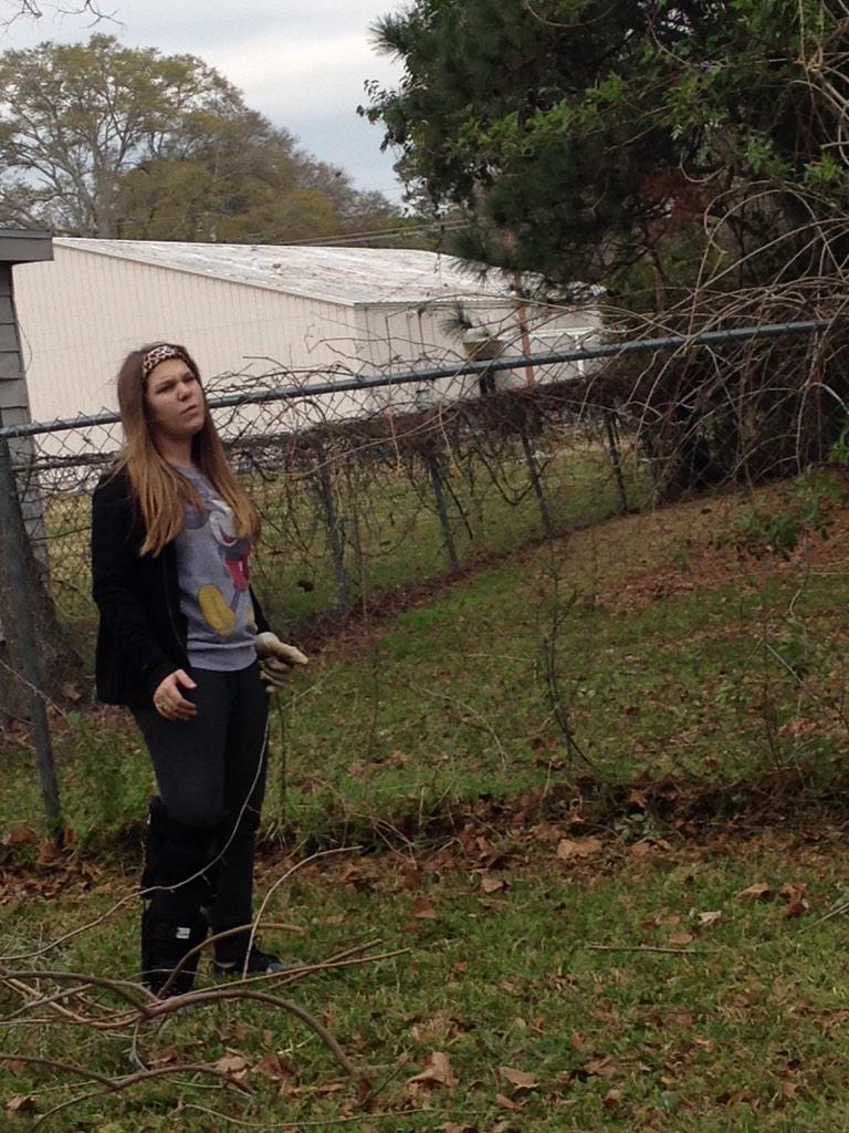 hannahvinsonn's tweet photo. #dethrone2015 #dethorn2005 working hard/ partying hard http://t.co/qrSeVrwETX