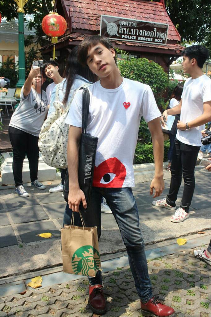 "Jeng" that means cool 😎👍
{ @jjamyjames }