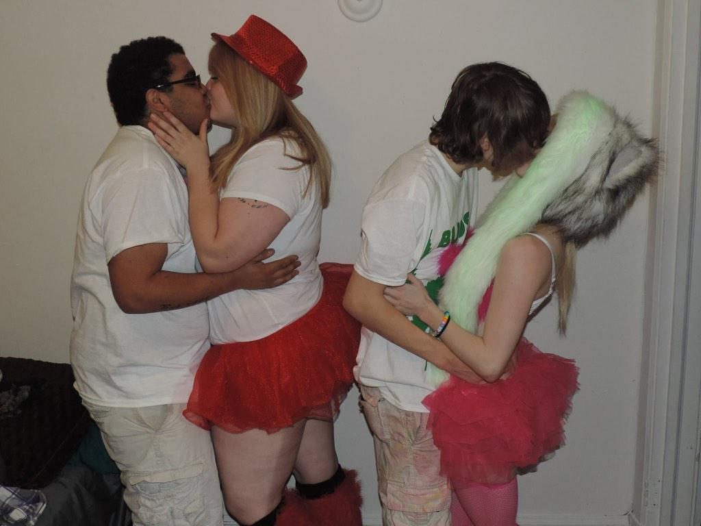 ericamarie94's tweet photo. Valentines day crush was amazing especially since i shared this memory with my amazing family! http://t.co/rUhFx3zxJb