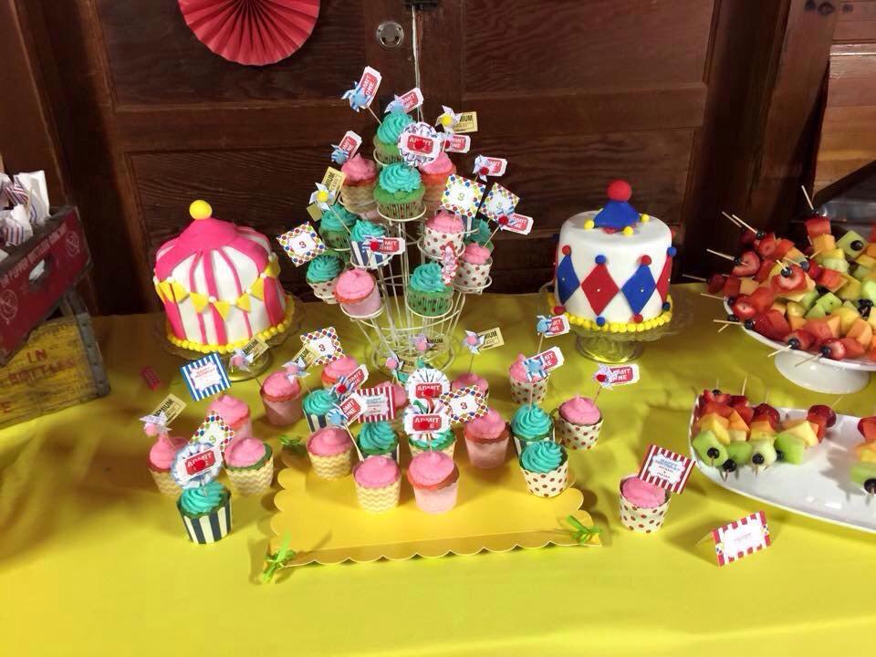 TGCandROF's tweet photo. Yum! http://t.co/FDjLwwjv5N
