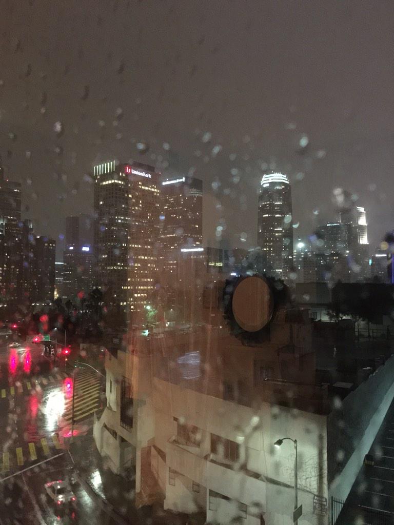 VisionSmartC's tweet image. 珍しくLAずっと雨なんて⋯⋯