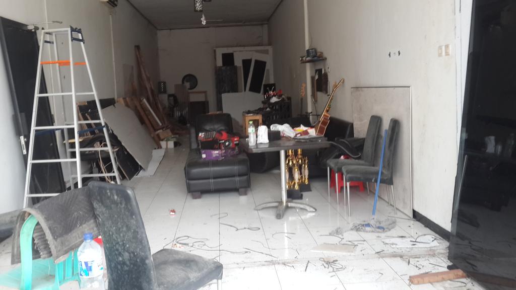 RUSHrecord's tweet image. Were moving on