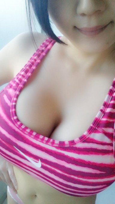 今からキックボクシングの時間だよ󾭠汗いっぱい流すぞ🎵 http://t.co/Wv2PwC50rx