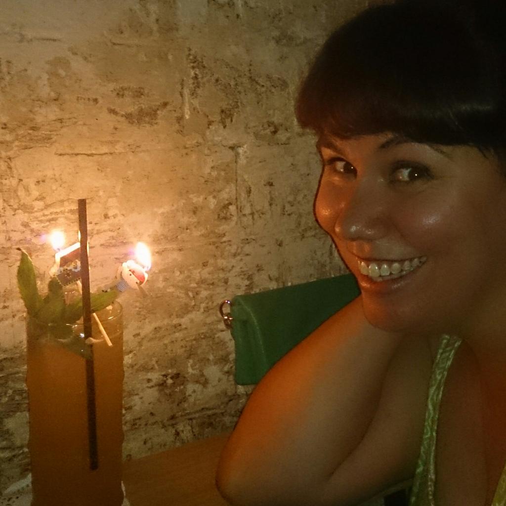 anffej's tweet photo. Thanks you to the @GrandmasBarSyd barman who managed to get pirate birthday candles into my #ginginmule #cocktail http://t.co/PJ0qiKQv09