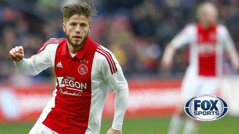 ESPNnl's tweet photo. 'Schöne verlengt contract bij Ajax' http://t.co/NfAlwMQgh8 http://t.co/sdgZIa79bp