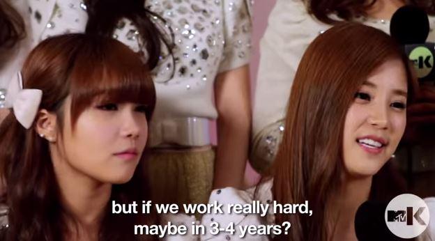 bomikkung's tweet photo. and it took them around three years to achieve one of their biggest goals :') http://t.co/KKUm6oIJmU