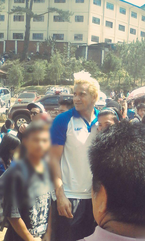 Happy Bday the rock Asi taulava, thanks for coming here in Baguio joining us in d panagbenga 2015... 