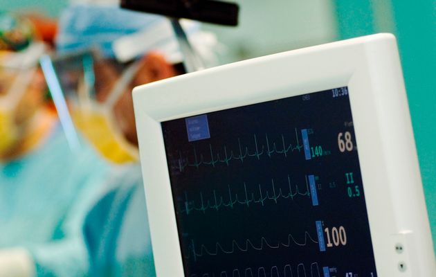 TimesLIVE's tweet photo. Medical negligence cost Gauteng over R276 million over two years: DA http://t.co/n8In513dgq http://t.co/iE7gZJlV9w