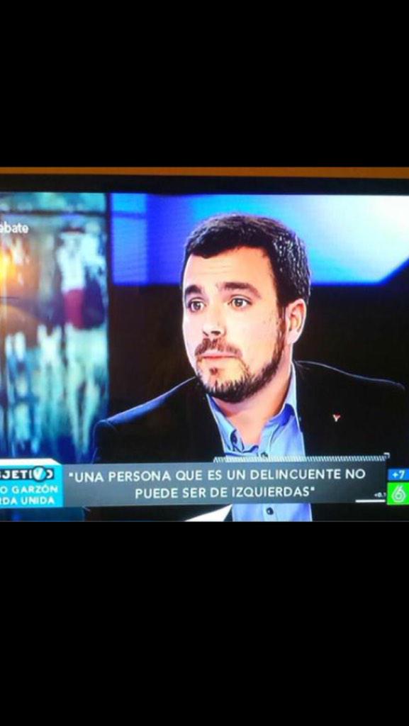 Tonicanto1's tweet photo. Hoy 114 detenidos más en la Andalucía gobernada por el PSOE e IU. Y sus dirigentes siguen diciendo cosas como esta: http://t.co/QJZ2Yf10HU
