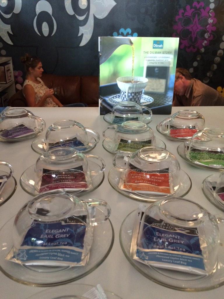 "<a href="/hazz_coffee/">häzz</a>: Tea is happening! "<a href="/MadelsduToit/">Madeli du Toit</a>